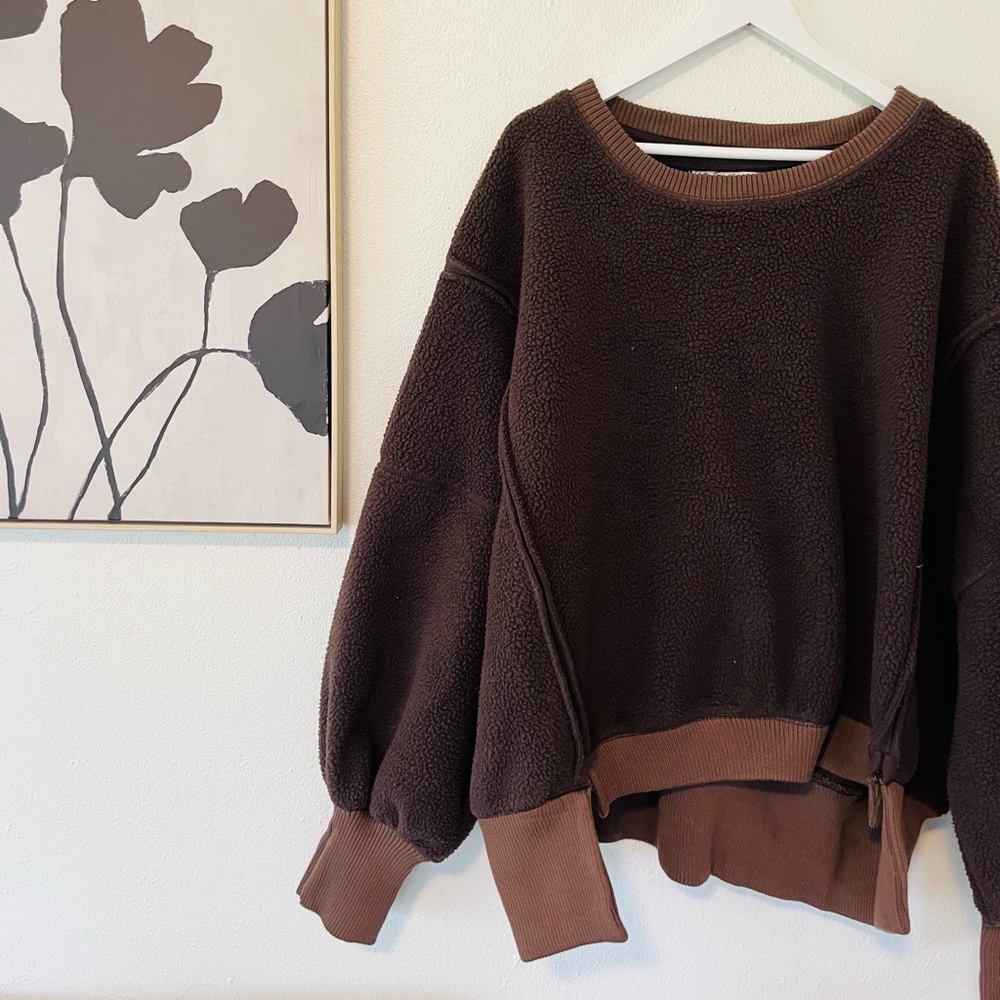 FREE PEOPLE COZY CAMDEN CREW (L) - Picture 7 of 7